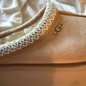 UGG Tazz II Brand New Women's Slippers